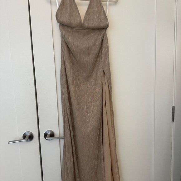 Superdown Hailee High Slit Maxi Dress in Champagne - XS - Picture 4 of 12